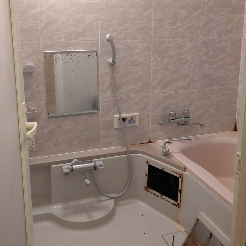 浴室リフォーム｜リフォームの施工事例｜新築・注文住宅・リフォーム｜三和建設株式会社｜伊豆・伊東市リフォーム前0