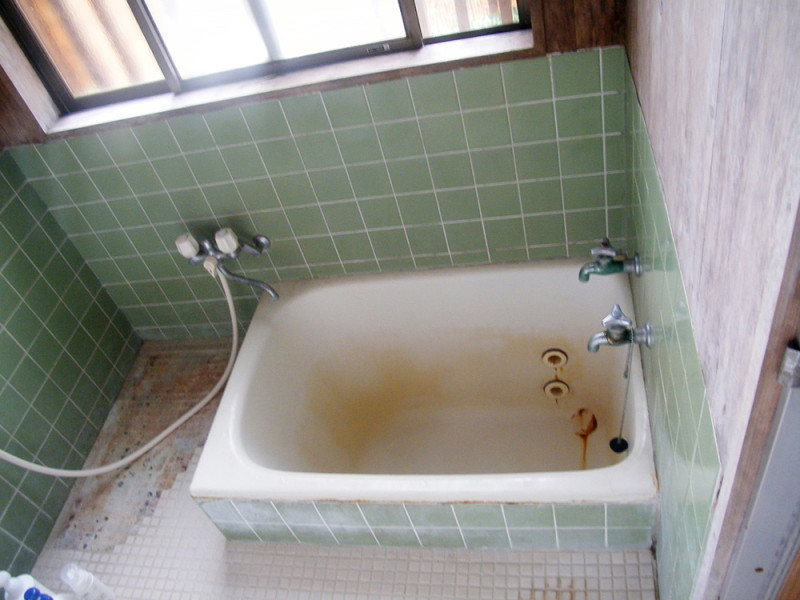 お風呂改修｜リフォームの施工事例｜新築・注文住宅・リフォーム｜三和建設株式会社｜伊豆・伊東市リフォーム前0