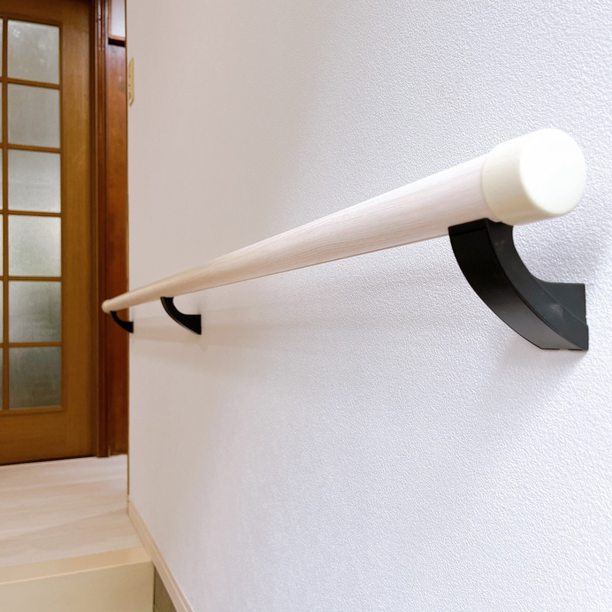 玄関手すり交換工事｜リフォームの施工事例｜新築・注文住宅・リフォーム｜三和建設株式会社｜伊豆・伊東市0