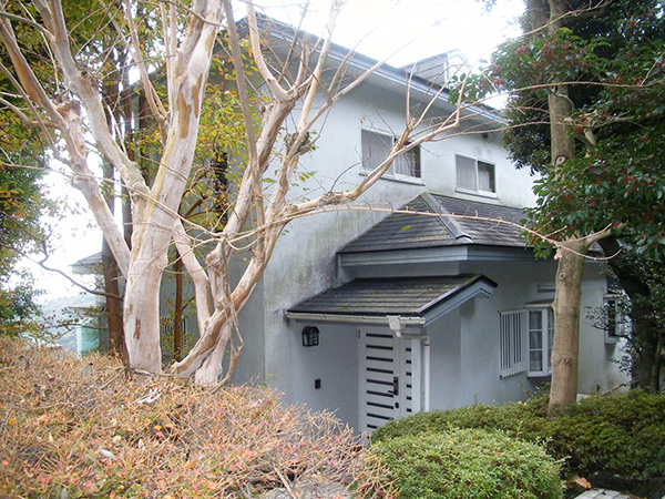 外部塗替（屋根・外壁）｜リフォームの施工事例｜新築・注文住宅・リフォーム｜三和建設株式会社｜伊豆・伊東市リフォーム前0