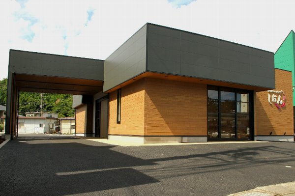 メモリアルリビングしおん｜店舗・公共施設の施工事例｜新築・注文住宅・リフォーム｜三和建設株式会社｜伊豆・伊東市0