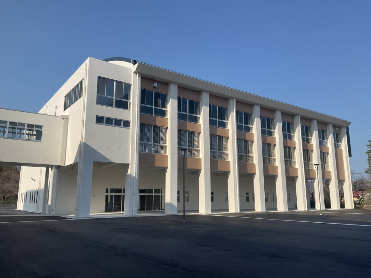 伊豆伊東高等学校　体育館｜店舗・公共施設の施工事例｜新築・注文住宅・リフォーム｜三和建設株式会社｜伊豆・伊東市0